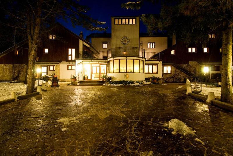 Lh Albergo Il Paradiso Pescasseroli Eksteriør bilde